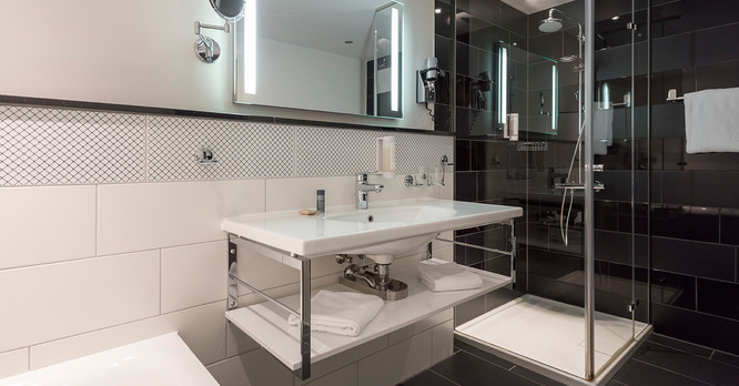 Wyndham Duisburger Hof Hotel Junior Suite Badezimmer